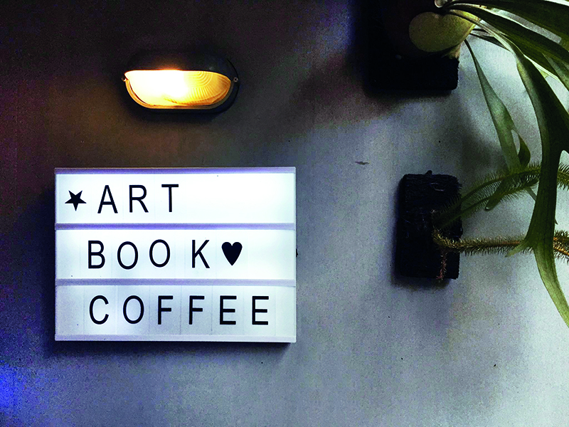 Elsewhere Café Taipei3.jpg