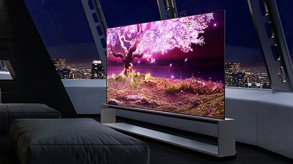 LG MINI LED 8K TV