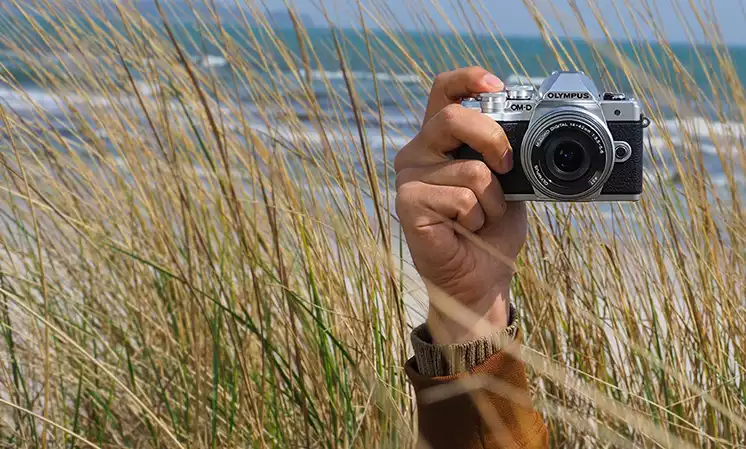 Olympus OM-D E-M10 Mark III กล้องถ่ายรูปสำหรับมือใหม่