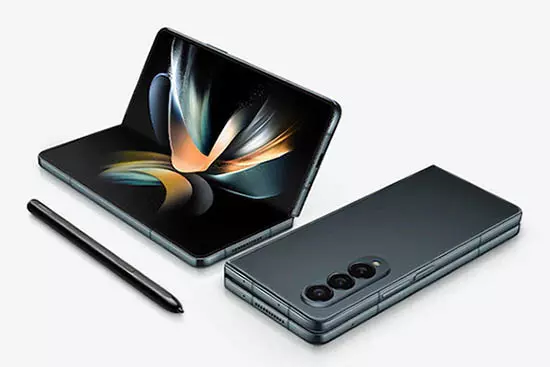 Samsung Galaxy Z Fold 4 