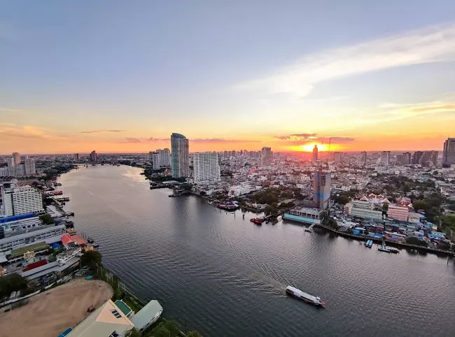 โรงแรมชาเทรียม ริเวอร์ไซด์ กรุงเทพฯ