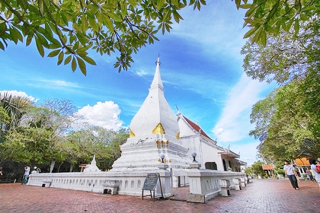 พระธาตุศรีสองรัก