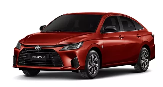 TOYOTA Yaris ATIV