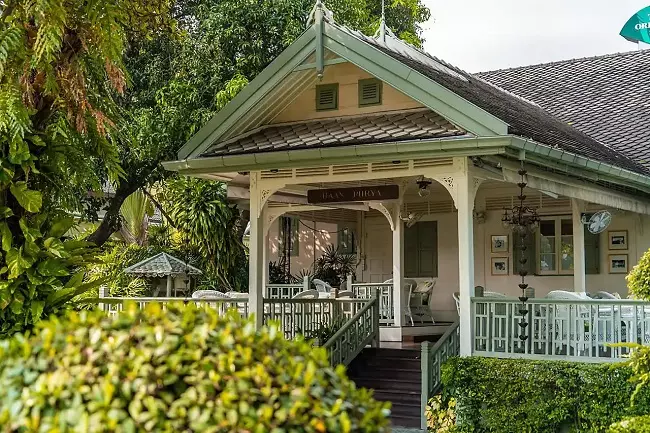 ห้องอาหาร Baan Phaya โรงแรมแมนดาริน โอเรียนเต็ล