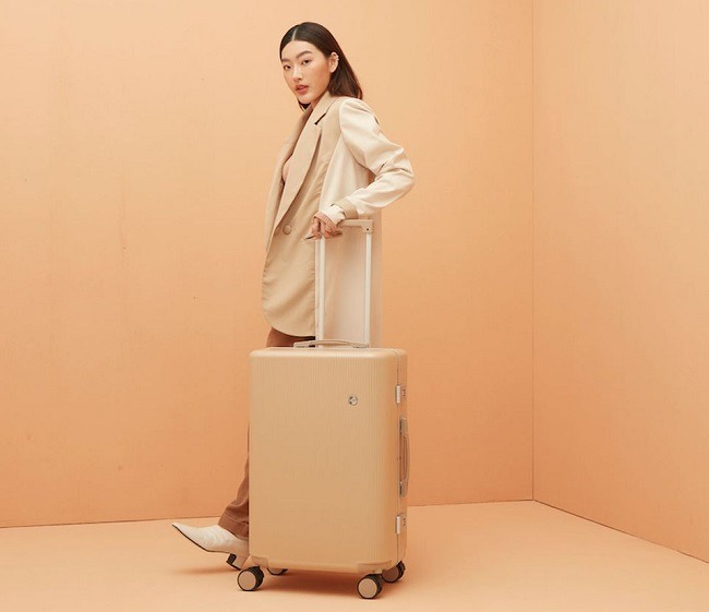 กระเป๋าเดินทางแบรนด์ Cove Luggage