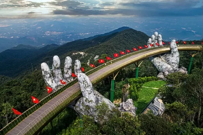 สะพาน Golden Bridge เวียดนาม