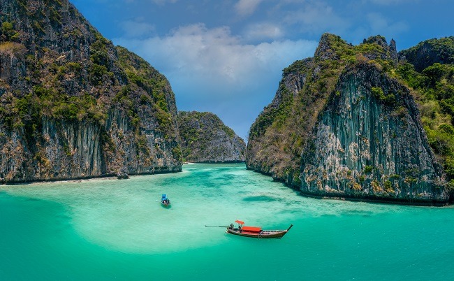 บรรยากาศหมู่เกาะพีพี
