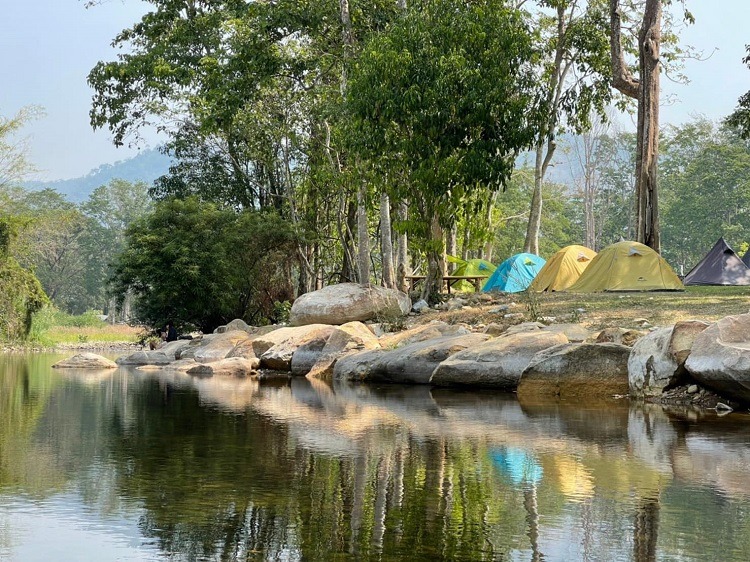 Wayo camp life
