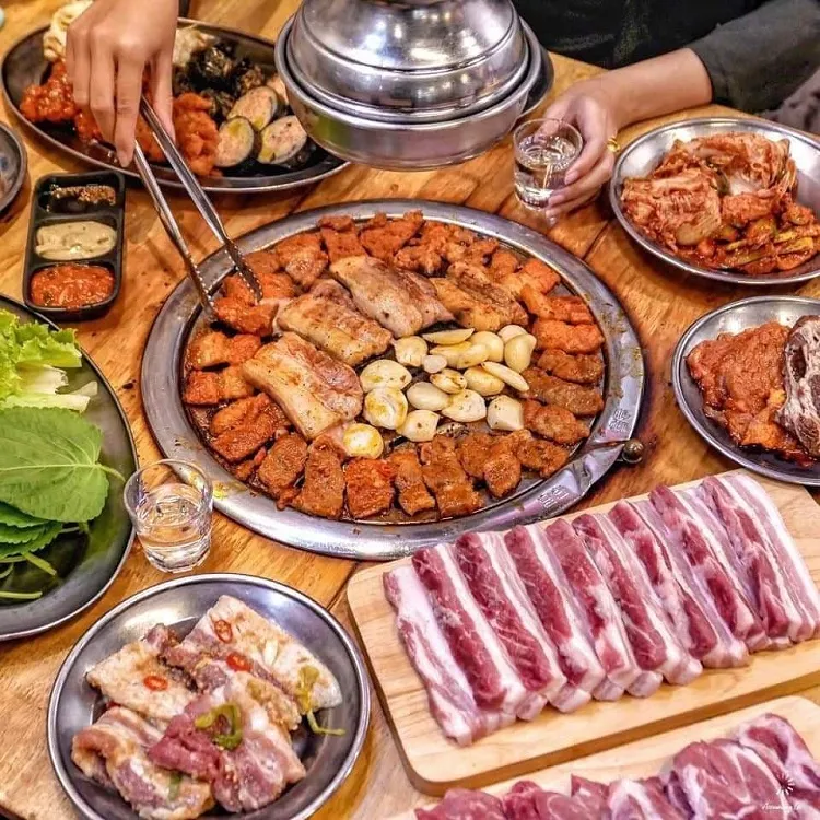 ร้าน Gangnam BBQ
