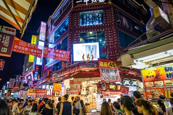 บรรยากาศ Yizhong Night Market