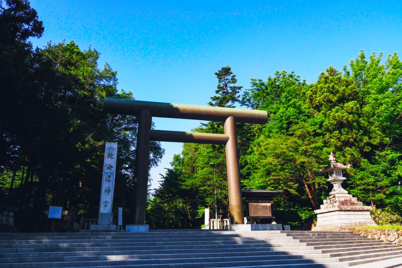 ทางเข้าศาลเจ้าฮอกไกโด (Hokkaido Shrine)