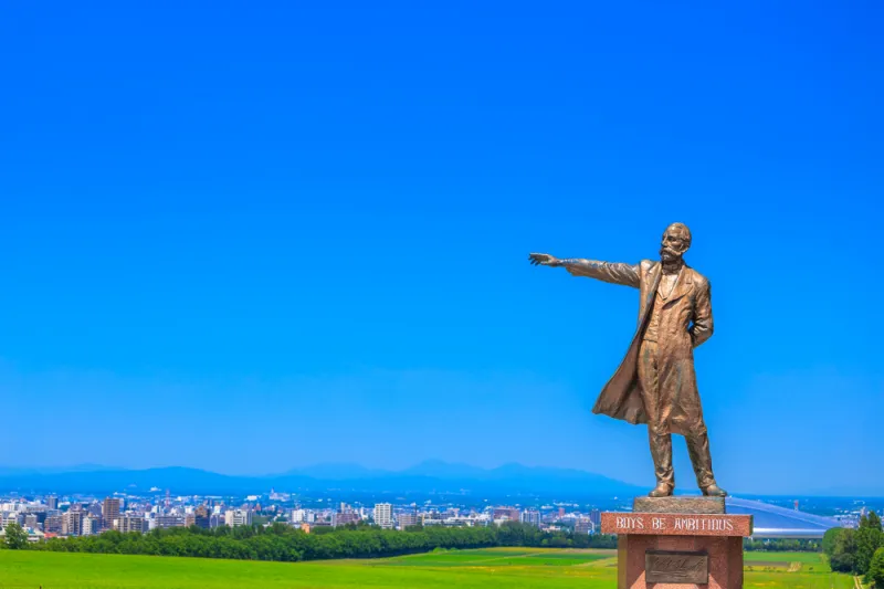 รูปปั้น ณ จุดชมวิวเนินเขาฮิสึจิกะโอกะ (Sapporo Hitsujigaoka Observation Hill) 