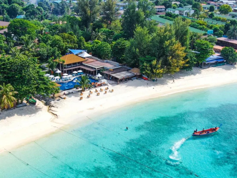 ที่พักเกาะหลีเป๊ะ ติดทะเล หาดพัทยา