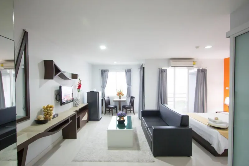 ไพรม์ไทม์ โฮเทล บางแสน (Prime Time Hotel Bang Saen)