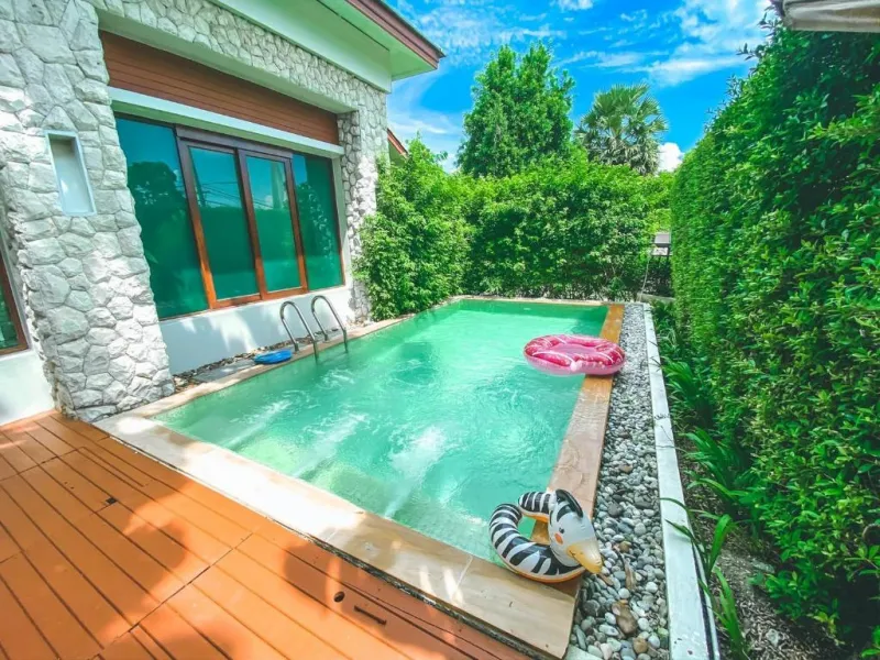 รอยัล สามมุข วิลลา (Royal Sammuk Villa)