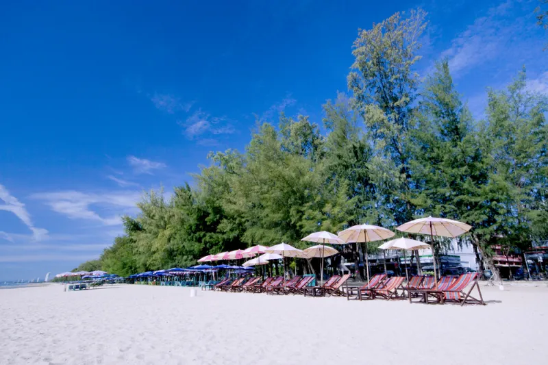 หาดชะอำ
