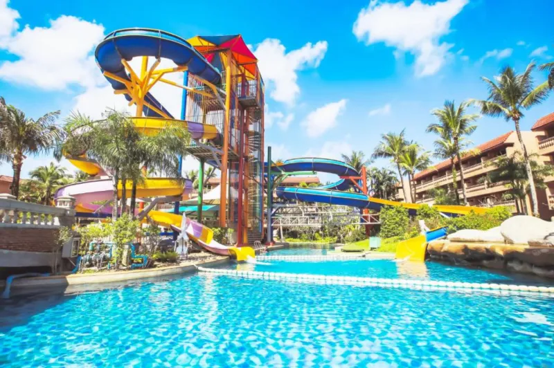 ที่พักภูเก็ต มีสวนน้ำ