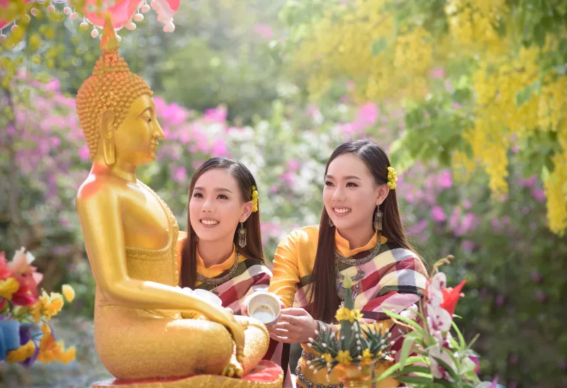 เที่ยวอีสาน