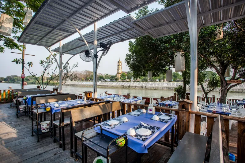 ร้านอาหาร อยุธยาริมน้ำ