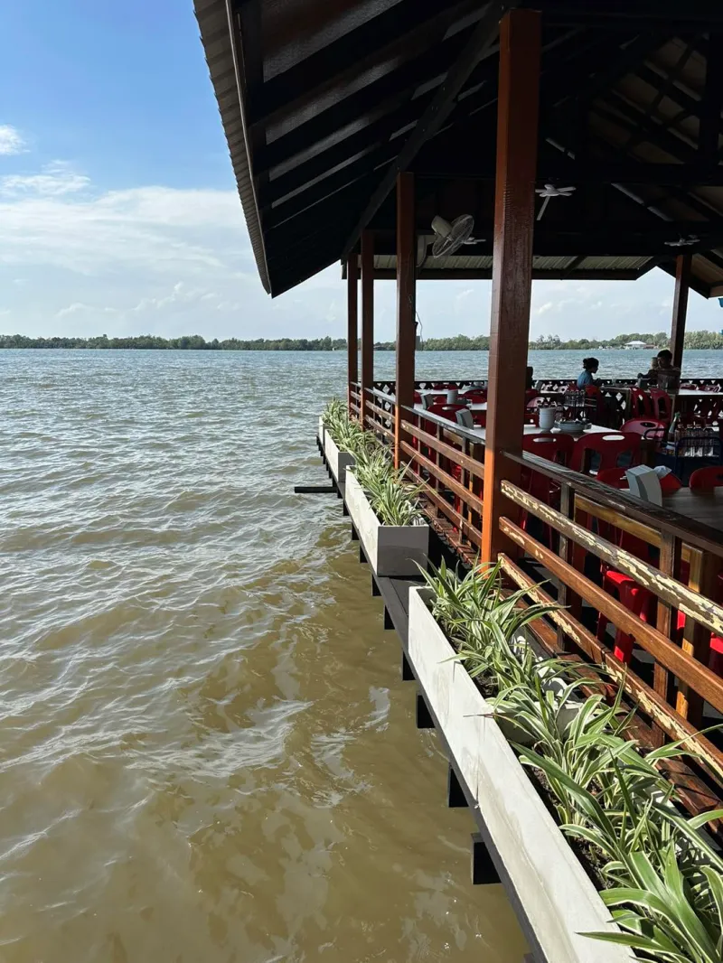 ร้านอาหารสมุทรสงคราม