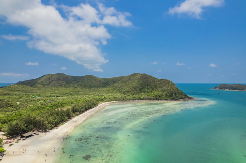 เที่ยวสงกรานต์ 2568 ที่เกาะแสมสาร