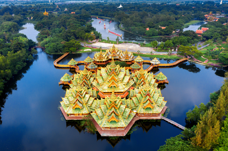 เที่ยวเมืองโบราณในวันสงกรานต์ 2568