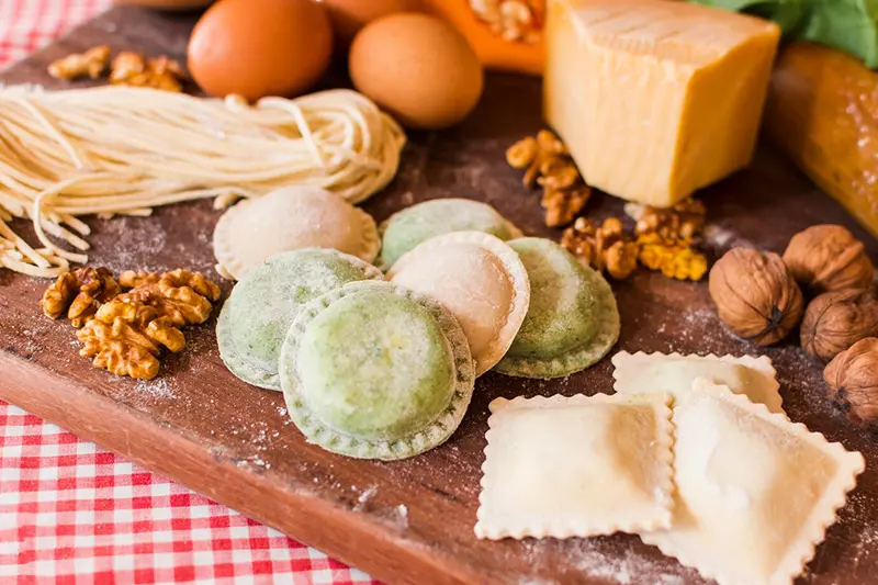 อาหารอิตาเลียน Ravioli with Ricotta Cheese