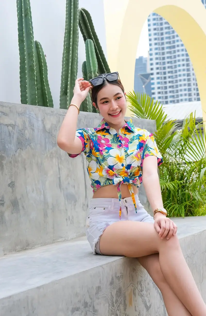 เสื้อลายดอก