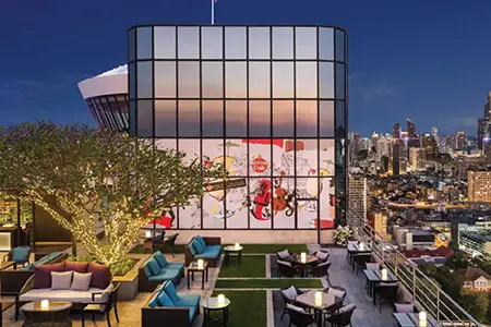 Rooftop Bar ที่ ThreeSixty Bars – โรงแรม มิลเลนเนียม ฮิลตัน กรุงเทพ