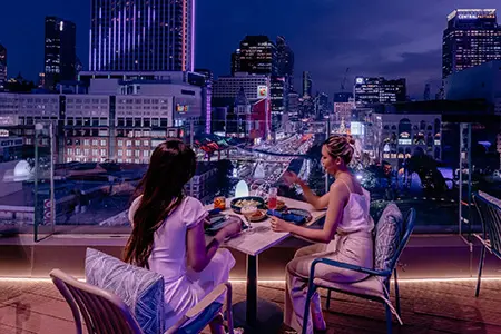 Rooftop Bar ที่ View Bangkok Rooftop Bar - Novotel Bangkok Platinum Pratunam