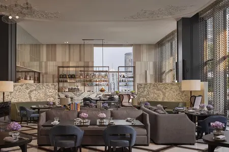 ห้องอาหาร Lakorn European Brasserie