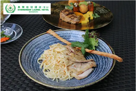 บุฟเฟ่ต์โรงแรม Evergreen Laurel Hotel Bangkok