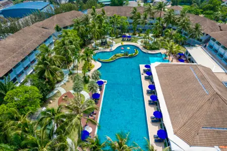 NH Boat Lagoon Phuket Resort