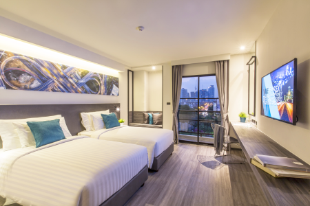 ครอสไวบ์กรุงเทพสุขุมวิท (Cross Vibe Bangkok Sukhumvit)