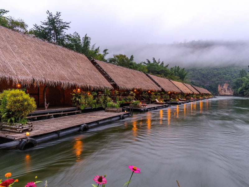 ริเวอร์แควจังเกิ้ลราฟท์ – กาญจนบุรี (River Kwai Jungle Rafts – Kanchanaburi)