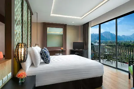 Amari Vang Vieng