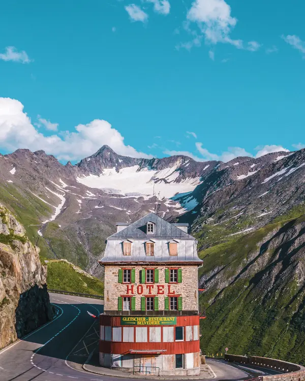 ท่องโลกไปกับ Accidentally Wes Anderson - HOTEL BELVÉDÈRE FURKA PASS-SWITZERLAND
