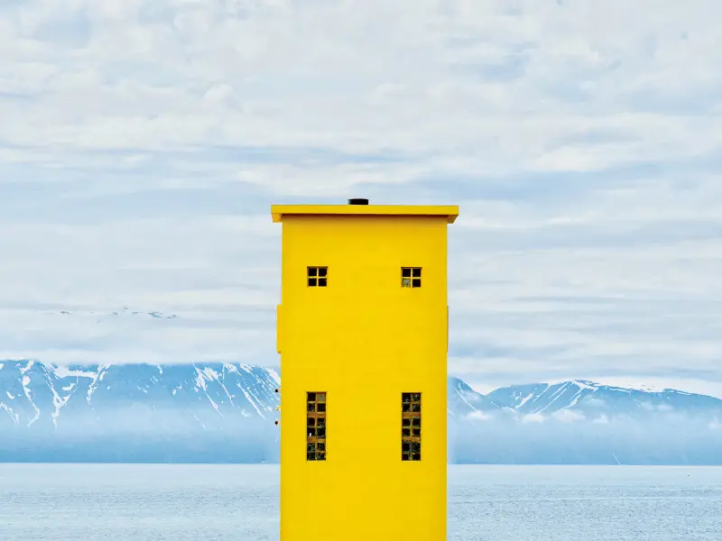 ท่องโลกไปกับ Accidentally Wes Anderson - Husavik Light, Husavik-Iceland