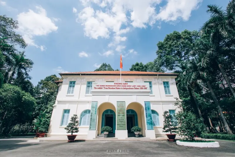 เที่ยวเพชรบุรีชายหาดชะอำ