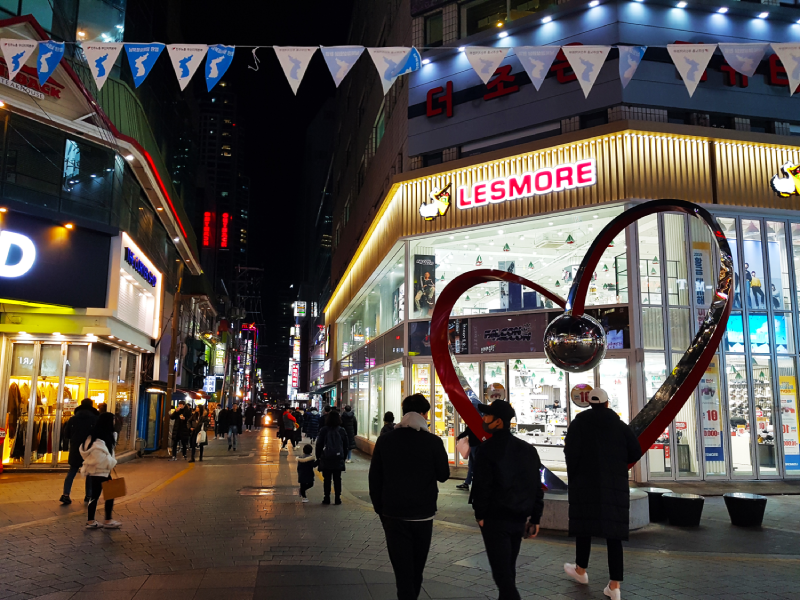 Seomyeon Young Street แหล่งช็อปปิ้งปูซาน