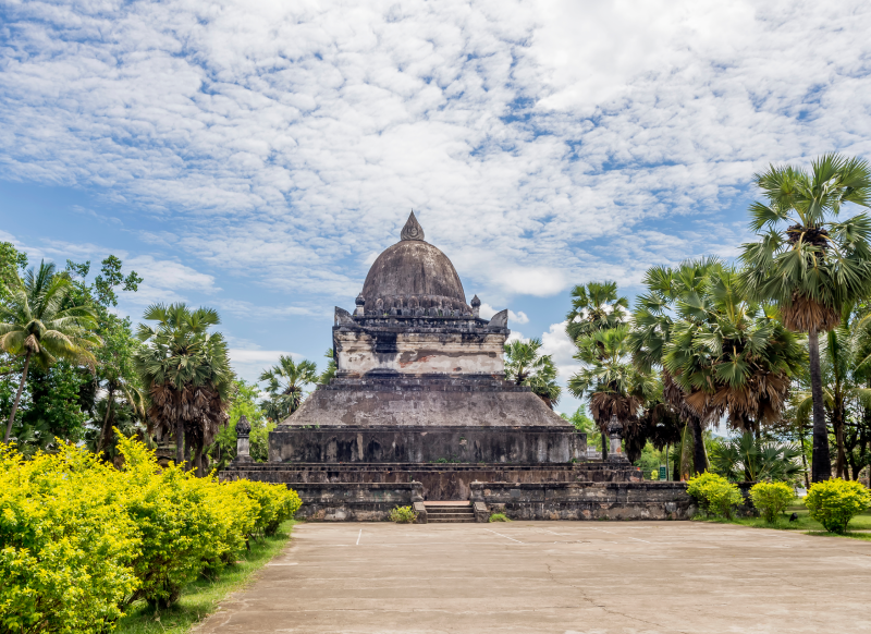 วัดวิชุนราช หรือ วัดพระธาตุหมากโม หลวงพระบาง ลาว