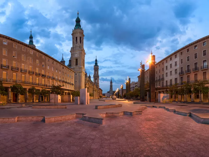 Plaza Del Pilar