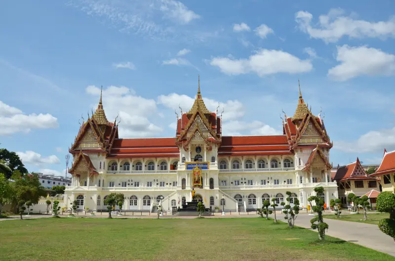 วัดบางไผ่ พระอารามหลวง