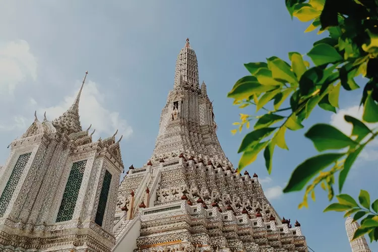 วัดอรุณราชวรารามราชวรมหาวิหาร 