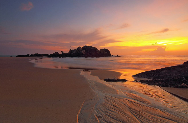 หาดซันไรท์ หรือ Sunrise Beach เที่ยวเกาะหลีเป๊ะ