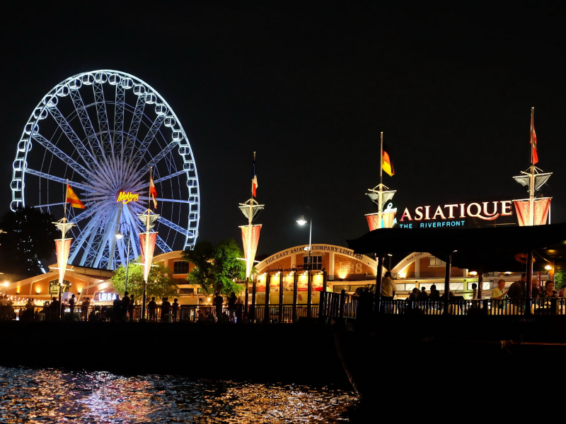 Asiatique The Riverfront เที่ยวก่อนล่องเรือเจ้าพระยา