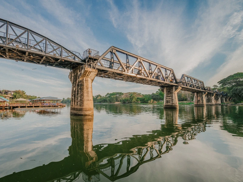ที่เที่ยวกาญจนบุรี สะพานข้ามแม่น้ำแคว