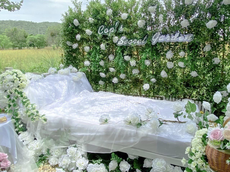 คาเฟ่ Cop’s Secret Garden  ลพบุรี