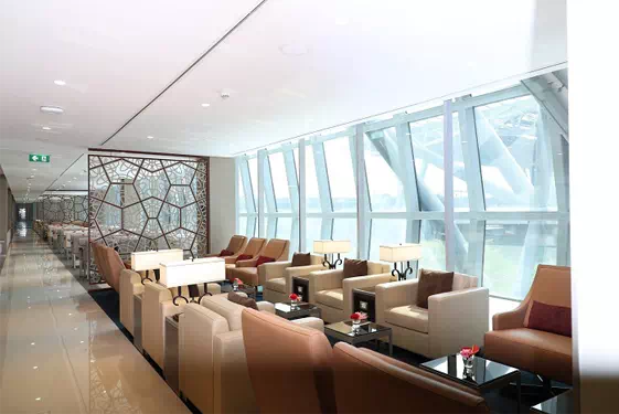 EMIRATES LOUNGE