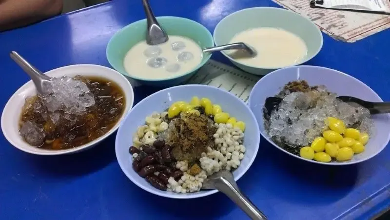 ร้านน้ำเต้าหู้เจ๊วรรณ จุฬา 22